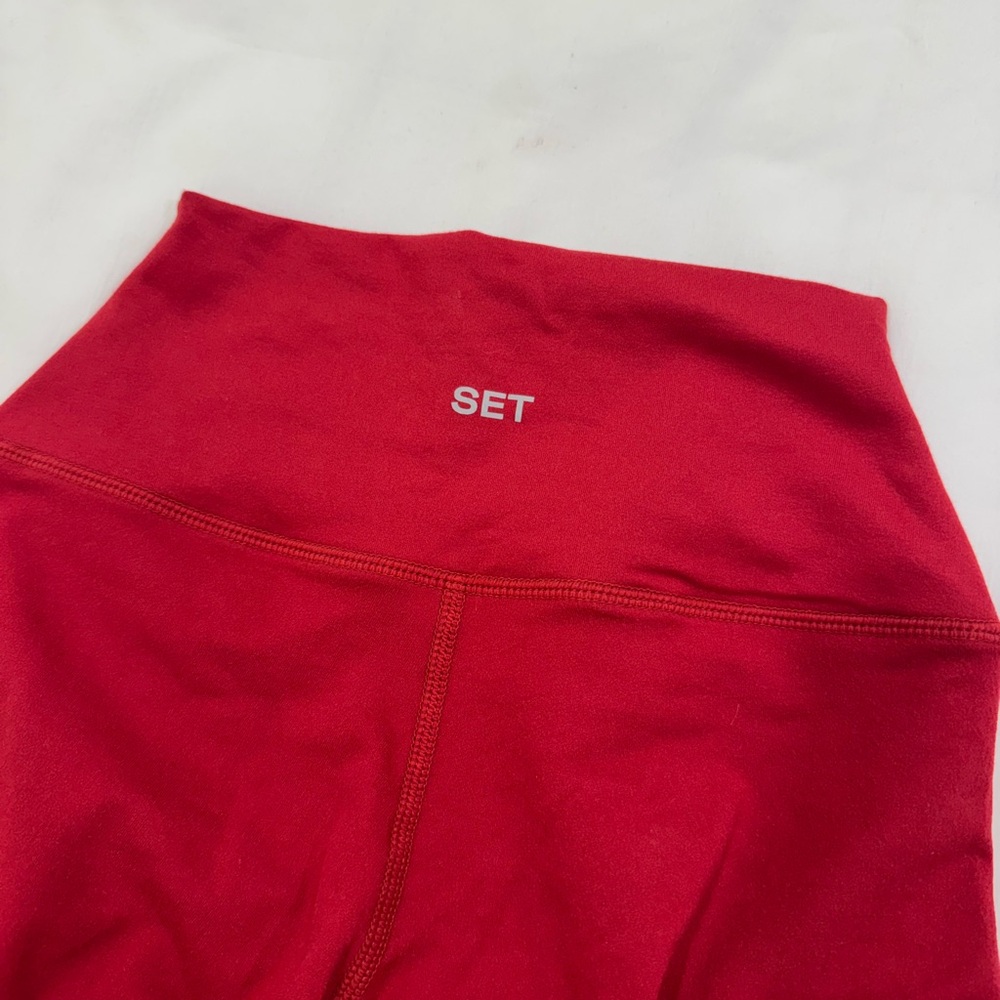 SET Active Red Leggings
